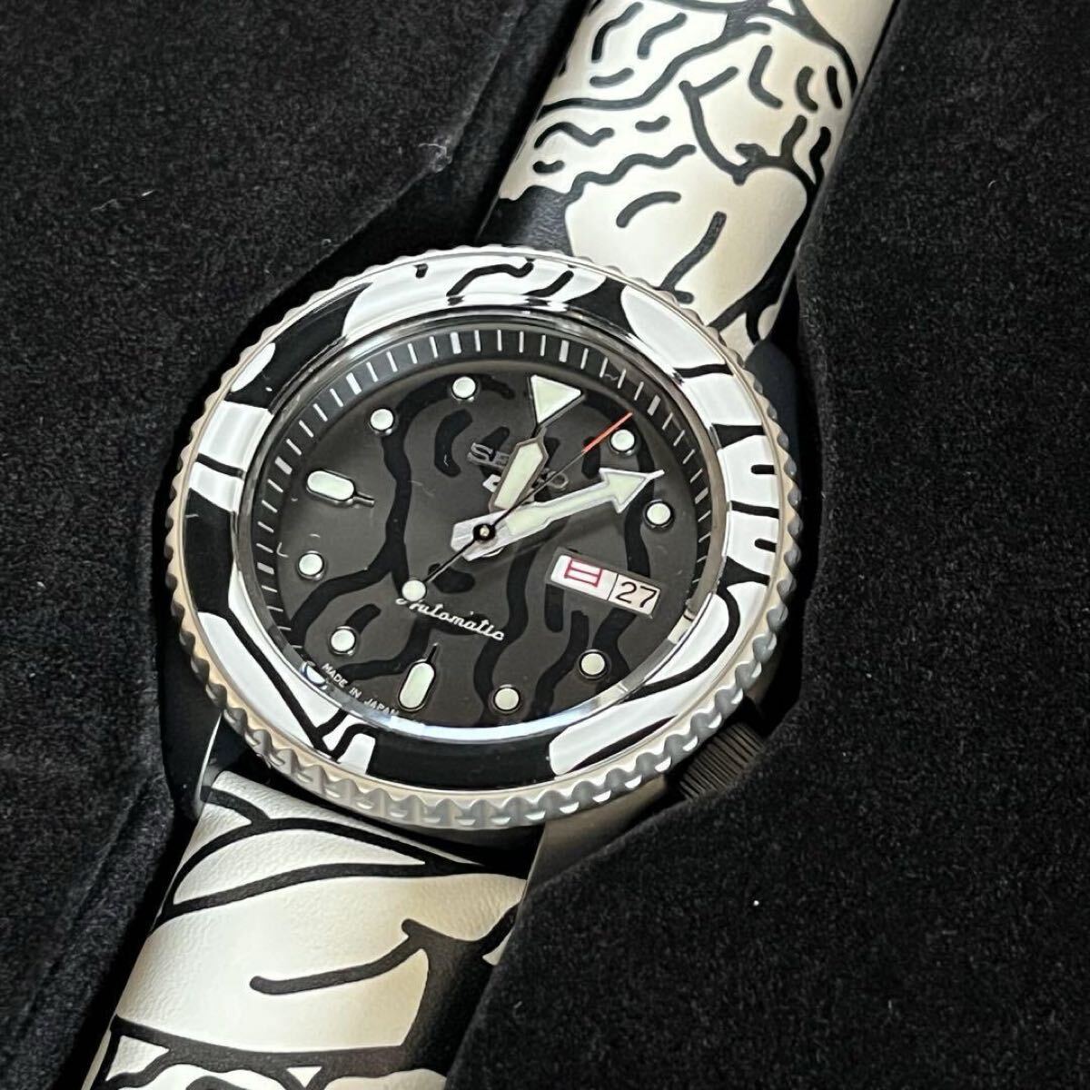 [Б/У] SEIKO 5 Sports AUTOMOAI Лимитированная серия SBSA123 Автоматические мужские часы Сделано в Японии Почти новые