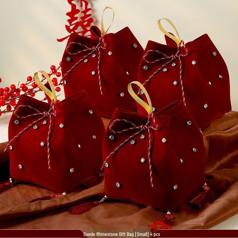 Bridesmaid Handbag Gift: Wedding Favor Red Envelope Candy Box