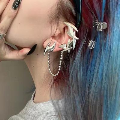 Punk Darts Shape Chain Tassel Clip Stud Earrings for Women Egirl Goth Y2K Ear Bones Clip Halloween Dancing Fashion Ear