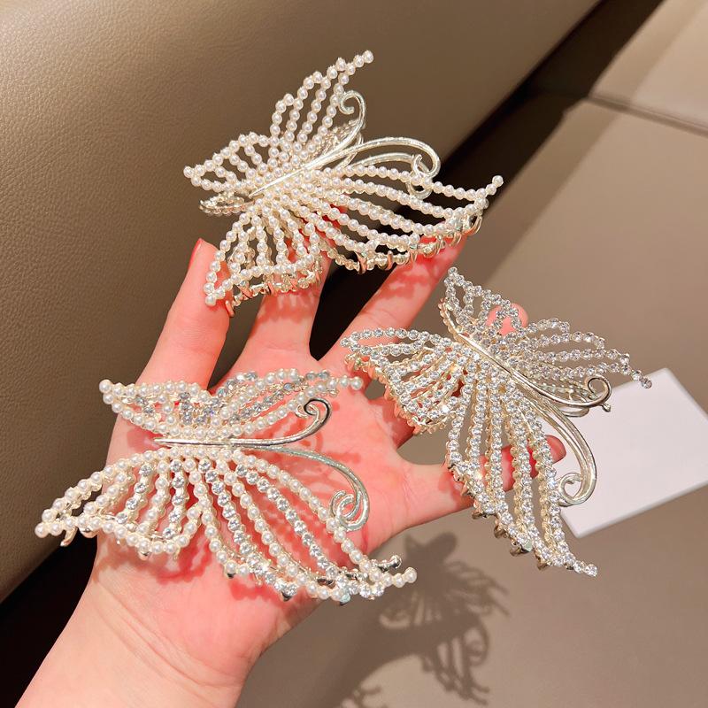 Exquisite Rhinestone Butterfly Hair Claw Clips for Women Elegant Pearl Hair Crab Barrette Headwear WOMAN HAIR CLIP Ponytail Clip