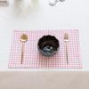 Japanese cotton and linen small plaid placemat, dining table mat, thermal insulation mat, bowl mat, fabric cover cloth, western food towel, tableware