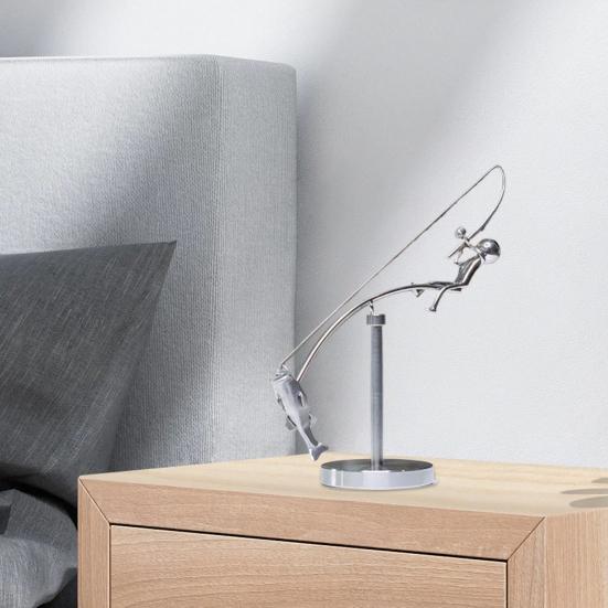 Yousheng Kinetische Angelskulptur Der Fischer Balancierskulptur Metall Balance Kunst Fischer Heimdekoration für Zuhause Büro Schreibtischdeko