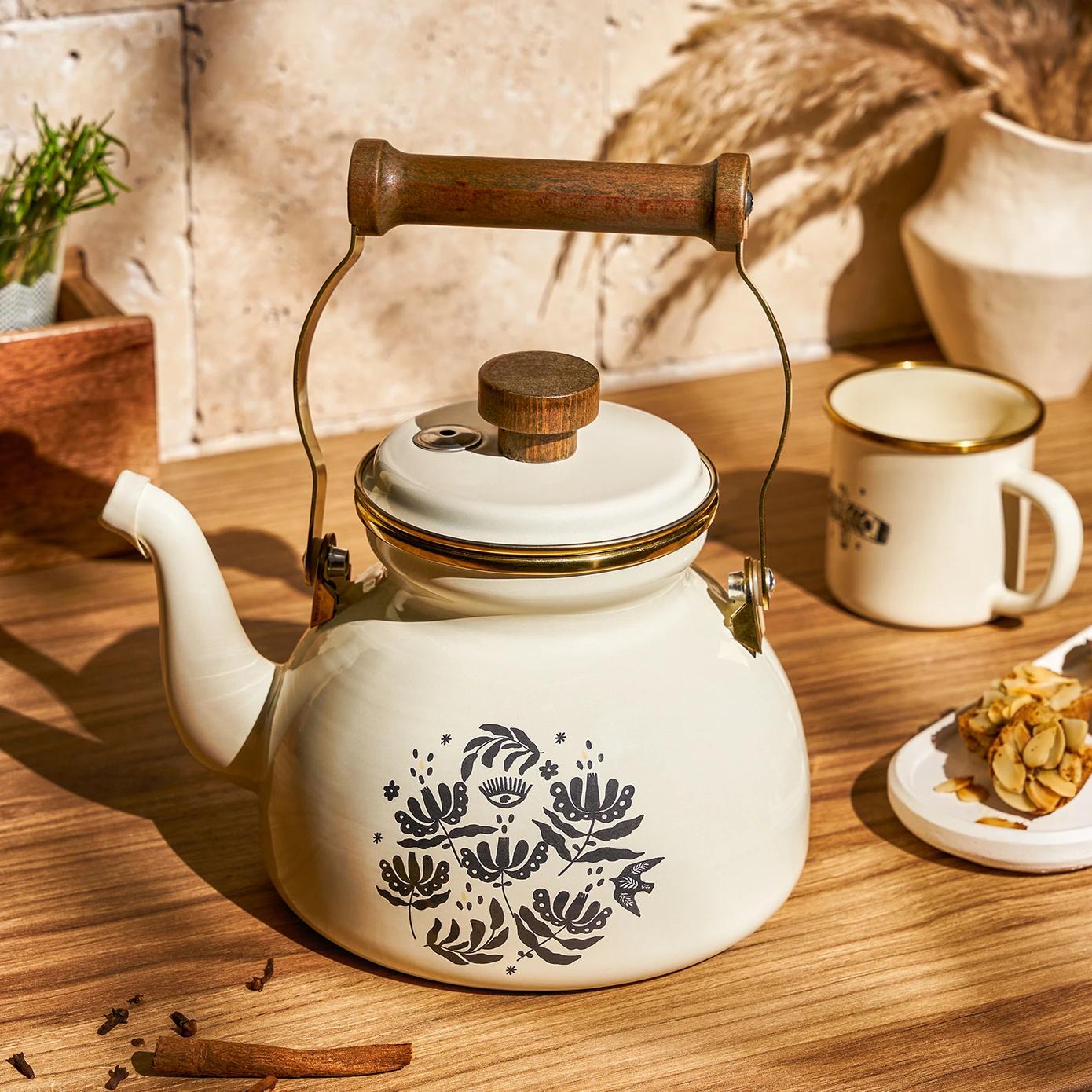

Emsan Artisan Эмалированный Чайник