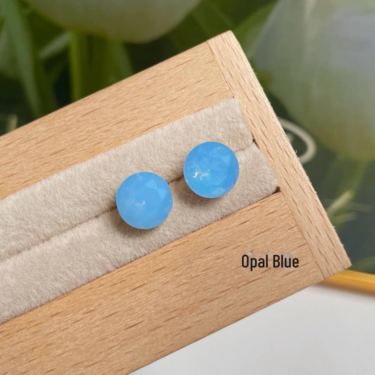 

Красочные 8-миллиметровые серьги Huazi для женщин со сверкающими цирконовыми гвоздиками — милые, стильные и уникальные повседневные аксессуары.