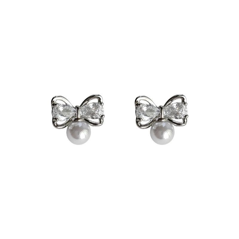 Women's Elegant Bow Pearl Stud Earrings - 2026 New Exquisite Style, Light Luxury High-End Jewelry.