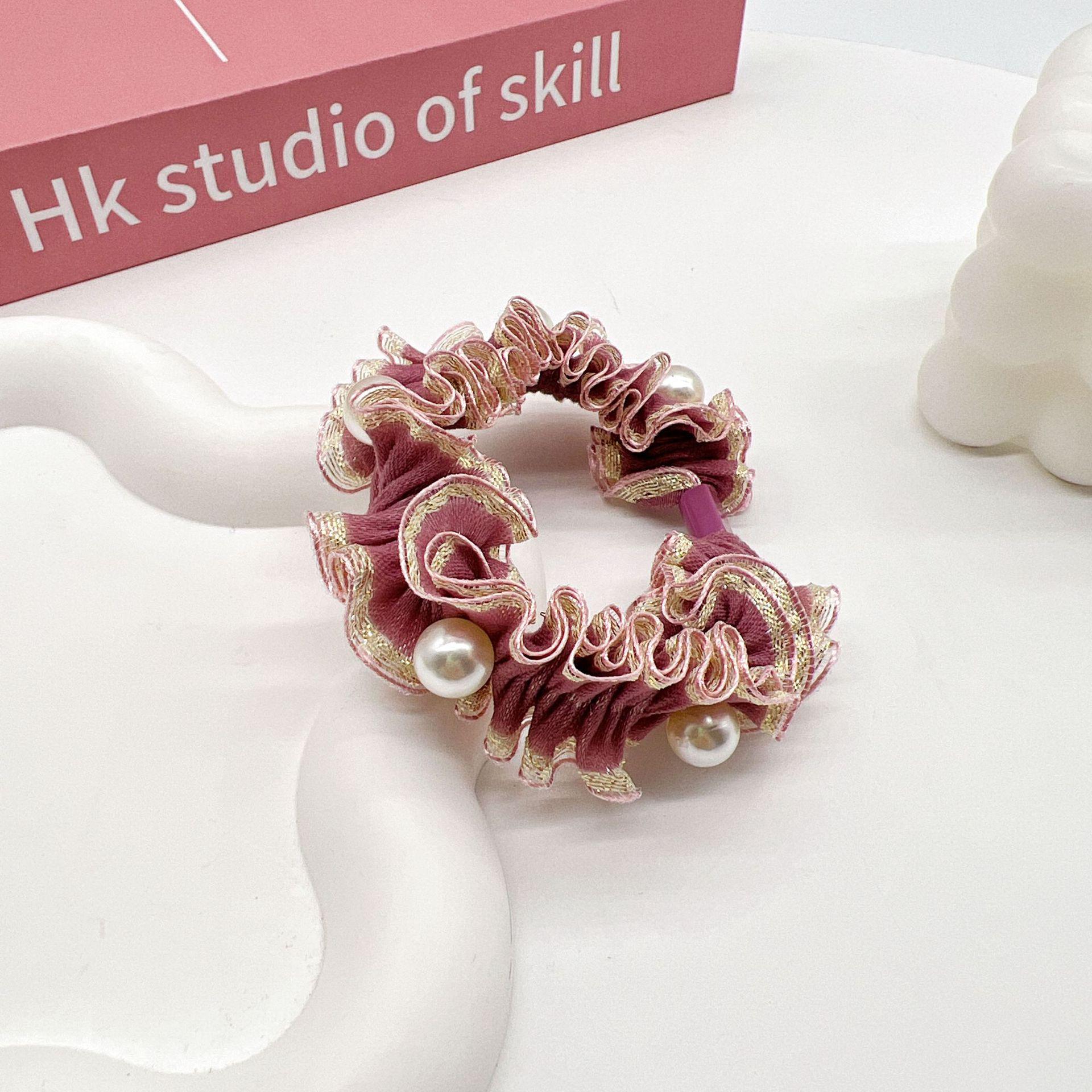 

Набор аксессуаров для волос с жемчужными цветами в корейском стиле: Повязка на голову, кольцо для волос, резинка и аксессуар для пучка для женщин