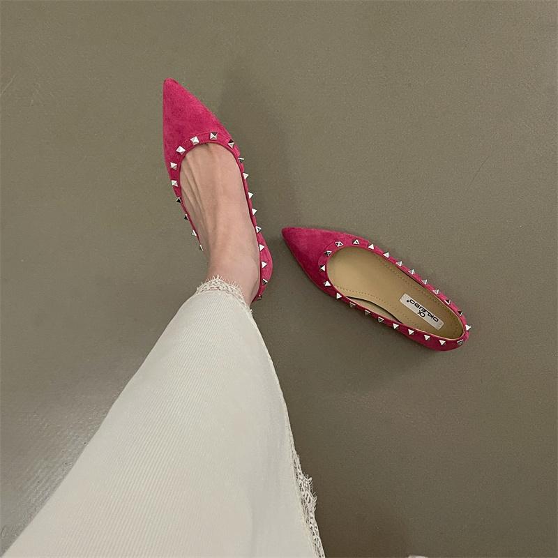 Fashion French Pointed Toe Rivet Flat Shoes for Women Spring/summer 2025 New  Red Wedding Ladies Shoes Zapatillas Mujer
