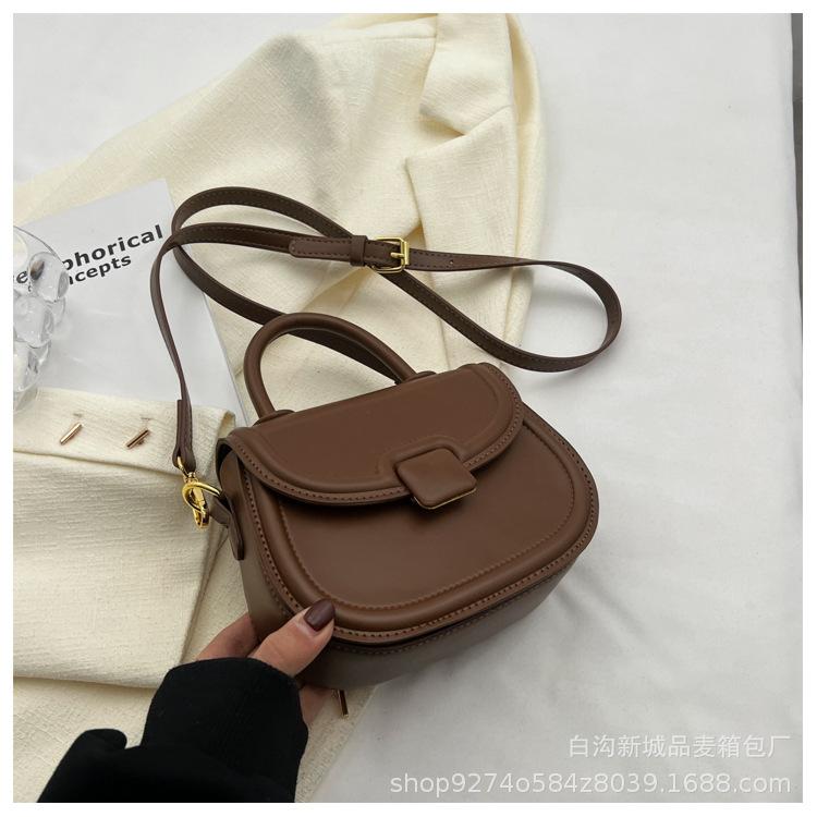 Manufacturer Small Bag Women's Bag 2025 New Trendy Fashion Messenger Bag Summer Popular Saddle Bag Handbag