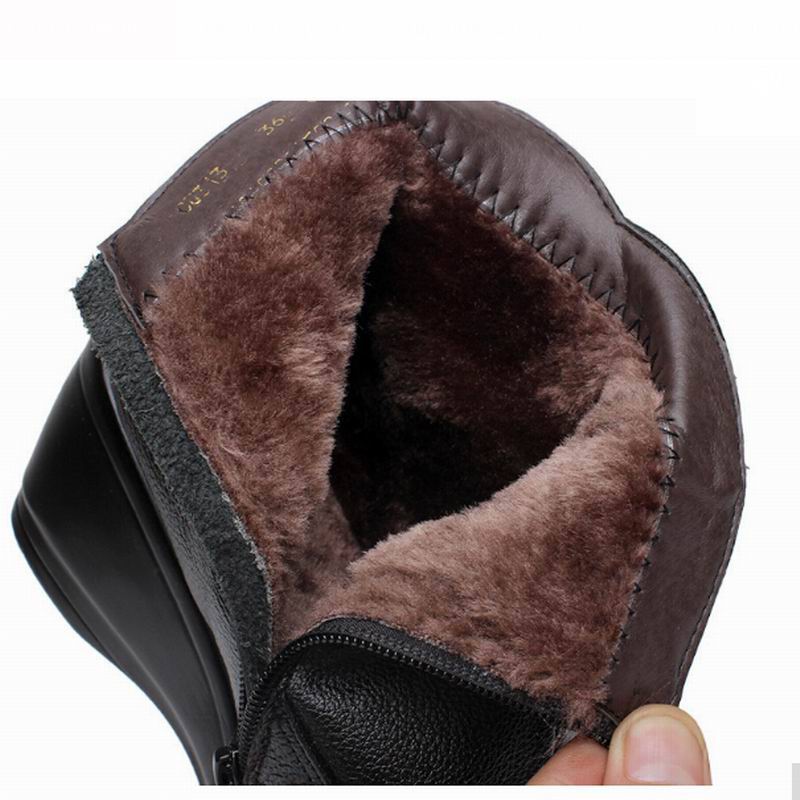 Fashion New 2025 Women Boots Women Genuine Leather Winter Boots Warm Plush Autumn Boots Winter Wedge Shoes Woman Ankle Boots Size 34-43