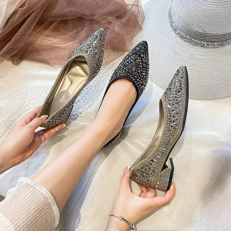 Fashion French Pointed Single Shoe Women 2024 Silver Shallow Mouth Rhinestone Flat Bottom Temperament Boat Shoes