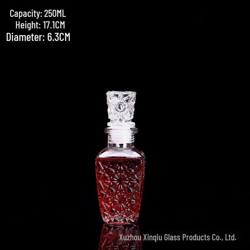 Crystal XO Spirits Decanter: Diamond Glass Red Wine Bottle