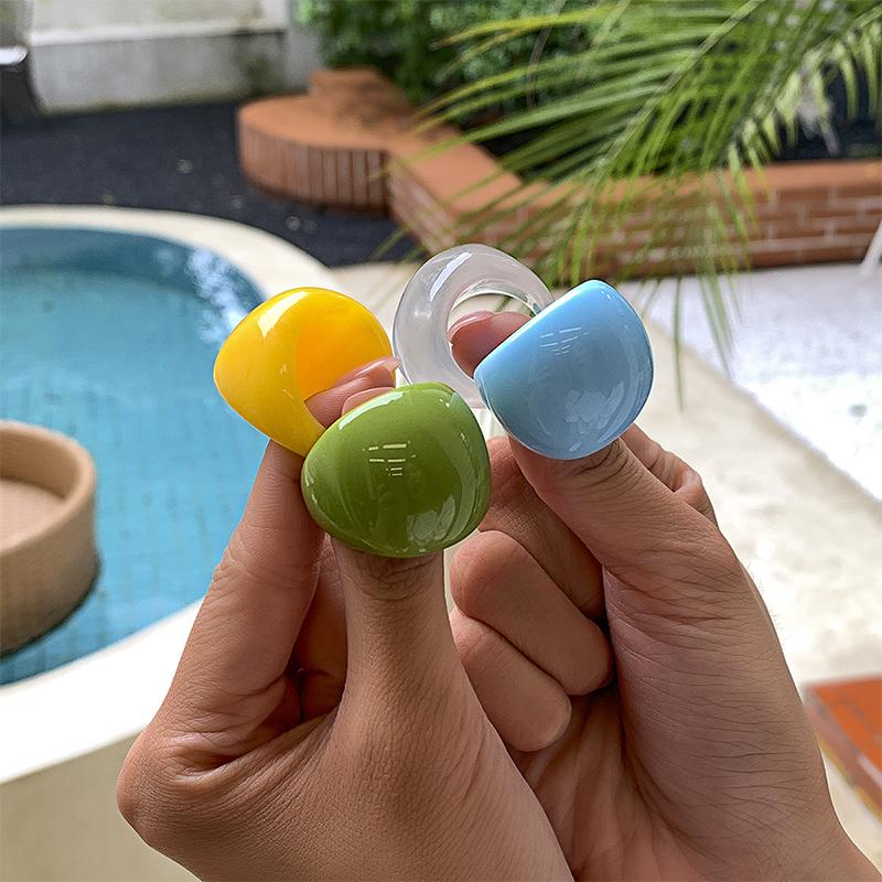 Trendy Big Round Acrylic Resin Rings Boho Punk Geometric Candy Color Finger Ring Korean Fashion Jewelry For Girls Gift