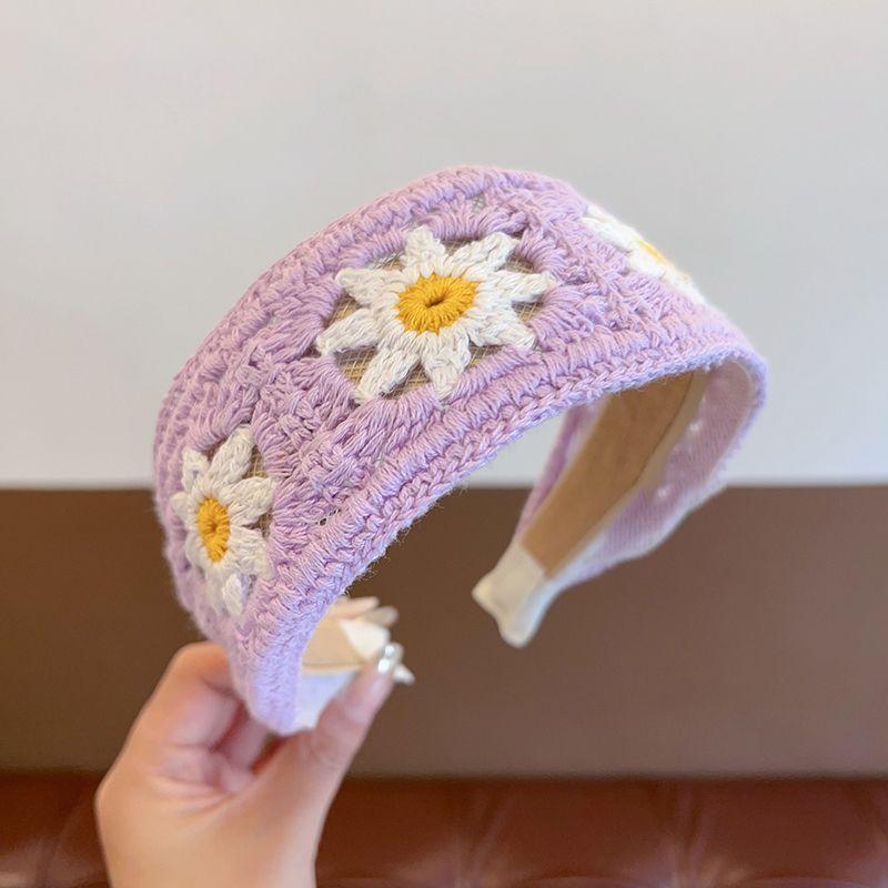 Children's sweet knitted embroidery wool flower headband girl finishing broken hair artifact wide edge headband hair accessories hairpin