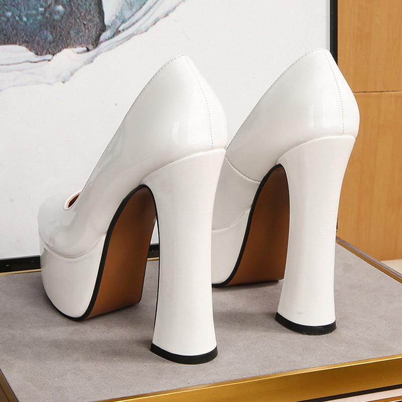 Kadın Rugan Yüksek topuklu ayakkabılar Bayan Su Geçirmez Platform Yüksek Topuklu Kadın Yuvarlak Ayak Kalın Topuk Tek Ayakkabı Kadın Ofis iş ayakkabısı OL Ayakkabı