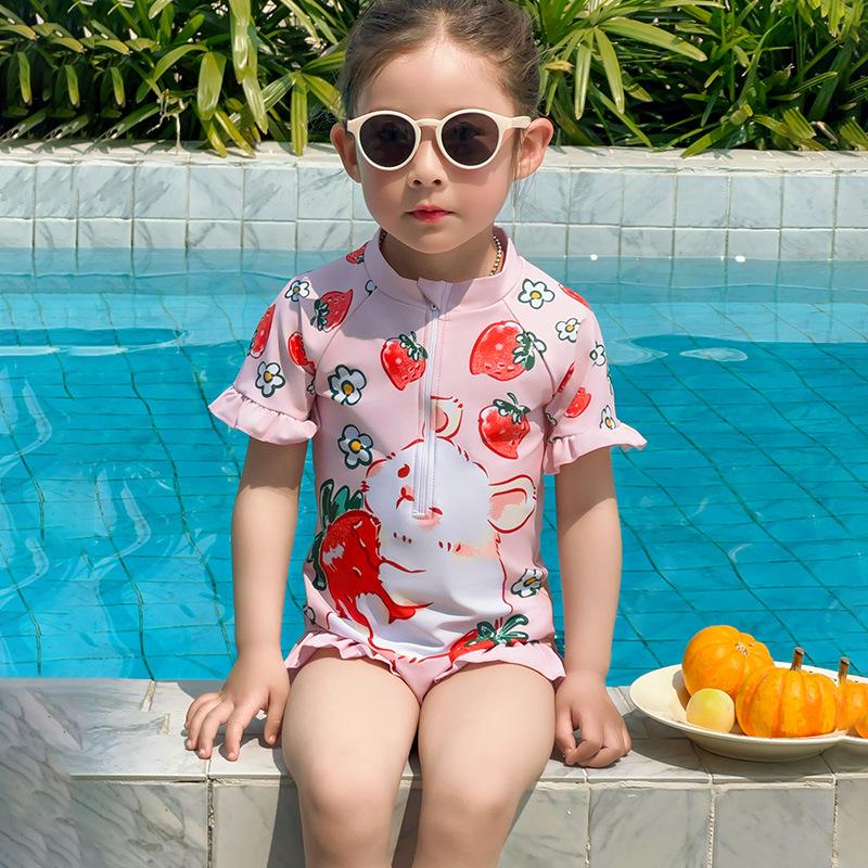 New Two-Tone Cartoon One-Piece Swimsuit for Girls - Stylish Beachwear for Vacations