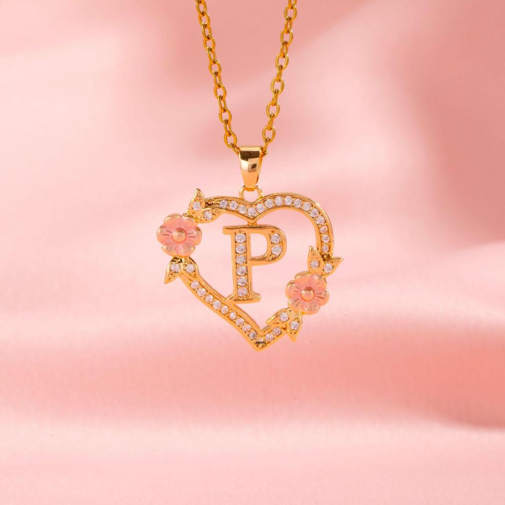 Trendy Luxury Heart and Flower Pendant Necklace for Women