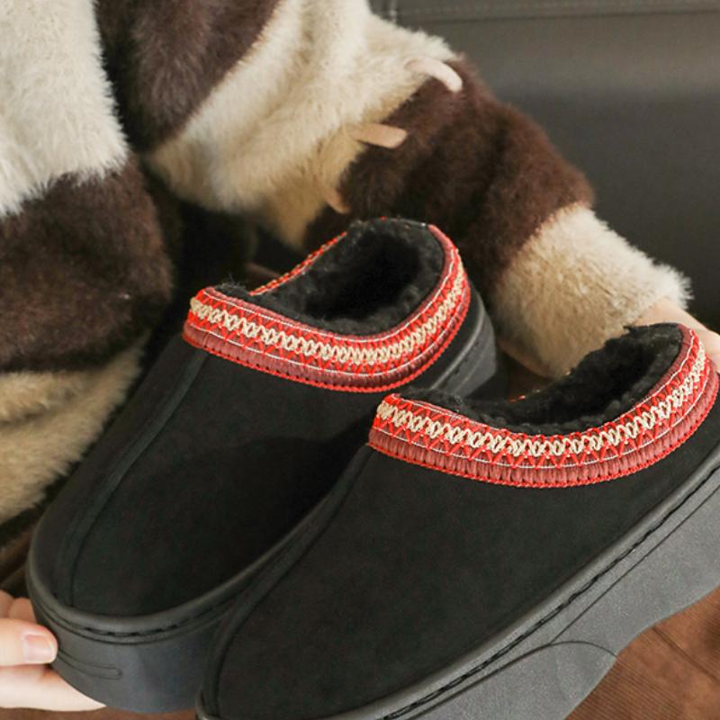 

Новые зимние женские теплые замшевые кожаные ленивые лоферы ботинки обувь женщина леди женские плоские ботинки мюли 2024 41 чёрный