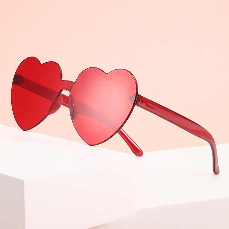 Trendy Heart Sunglasses for Kids: European & American Style, Perfect for Parties & TikTok