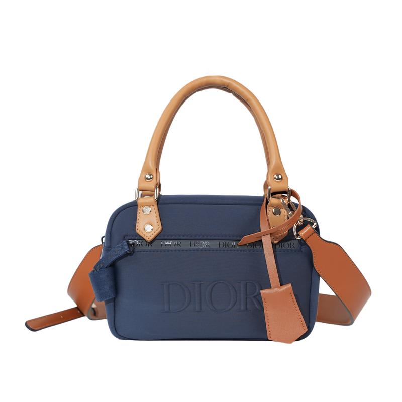 DIOR Bag [Customized cosmetic bag] Soft brown, elegant, simple, niche and high-end, trendy, commuting, exquisite, fashionable, versatile, classic, коричневый