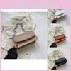 Vintage Chic Damen Kleine Quadratische Tasche Stilvolle Minimalistische Pu Umhängetasche Für Den Täglichen Gebrauch