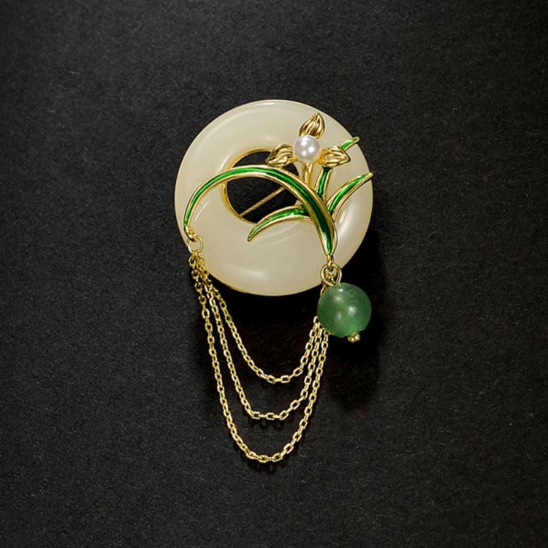 Chinese-style Orchid Peace Pendant Brooch, High-end Feminine Charm, Chalcedony Corsage Design Sense Brooch