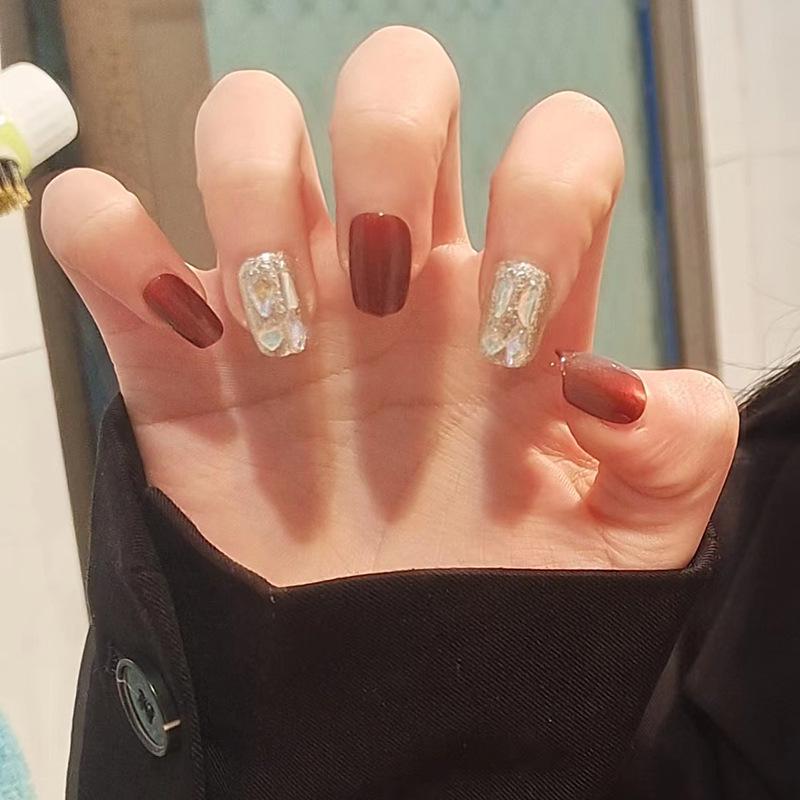 

Champagne Full Diamond Flash Whitening Nail Stickers: Handmade Luxury Bride Manicure