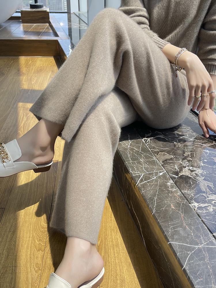 

Женские брюки из 100% шерсти с широкими штанинами и высокой талией на осень/зиму - Утепленные, теплые и свободного кроя XXXL (106 cm)