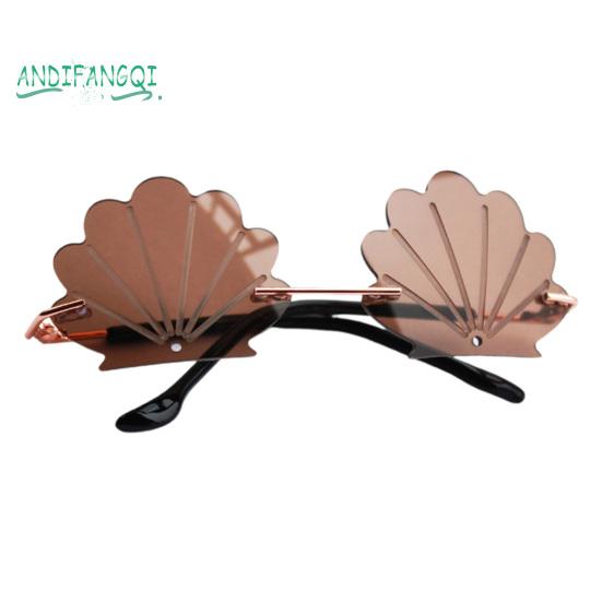 

Солнцезащитные очки для домашних животных в форме ракушки, износостойкий металл - вечерние костюмы для домашних животных, реквизит для фотографий, солнцезащитные очки для щенка котенка