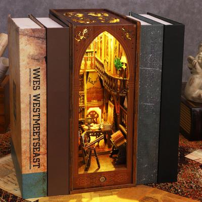 1 Set Handmade Bookends Model High Simulation Functional 3D Wooden Puzzle Booknook Miniature Kit