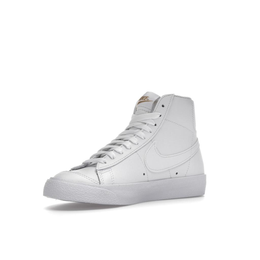 Nike Blazer Mid '77 LX Lucky Charms DM0850-100