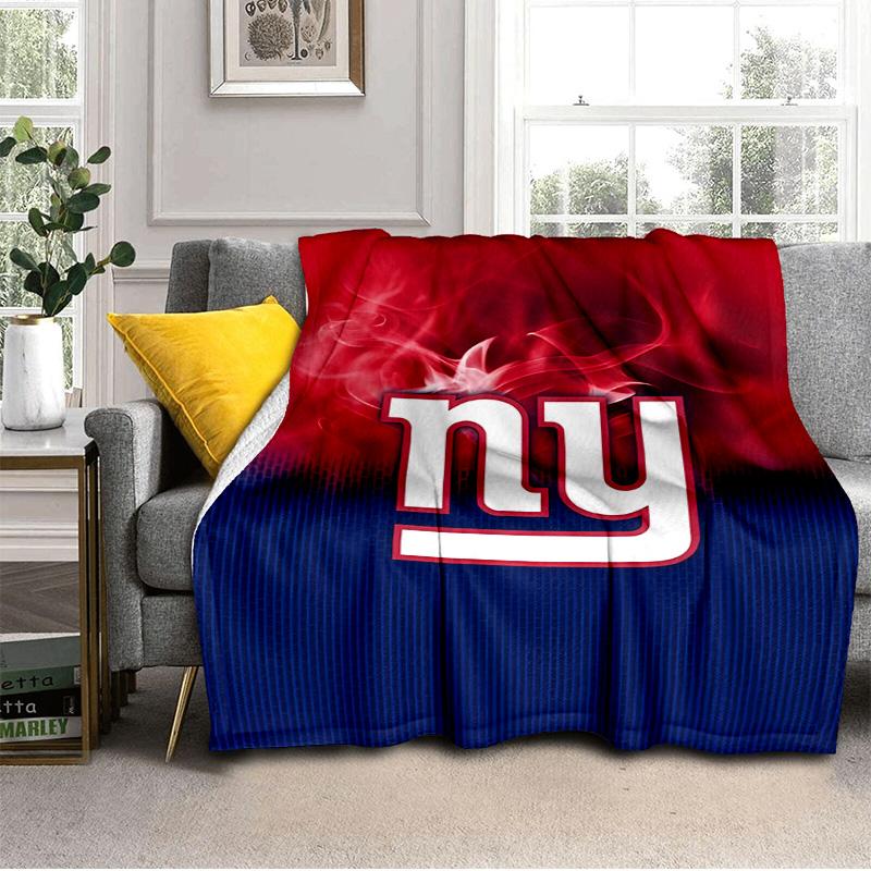 New York Giants Logo Blanket Outdoor Flannel Blanket for Camping, Hiking, Garden Parties, Picnic Essentials,gift for family and friends