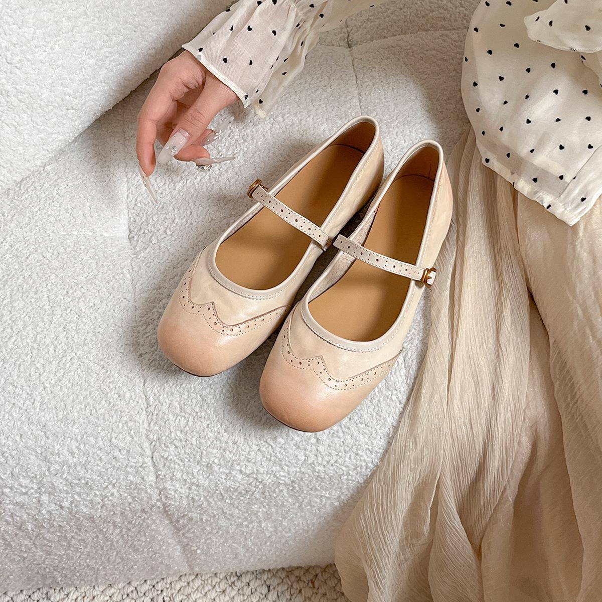 

Версия из овчины~ Модные балетки женские с гравировкой Брок Мэри Джейн туфли в ретро стиле плоские французские маленькие кожаные туфли 35