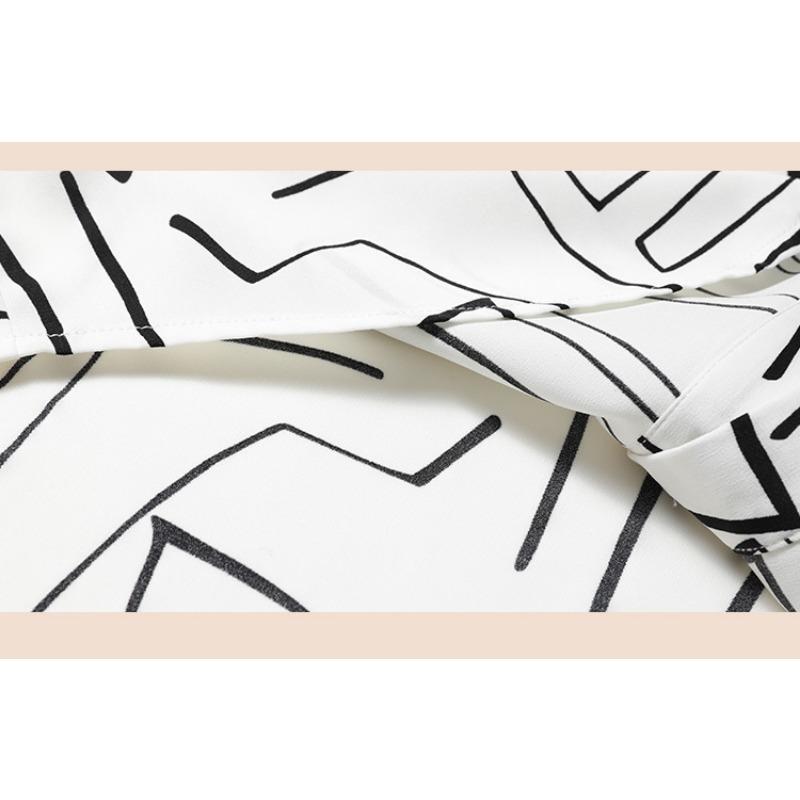 Damen Frühlings Weiß Schwarz Geometrischer Druck Hemd Revers Langarm Satin Arbeits Oberteil
