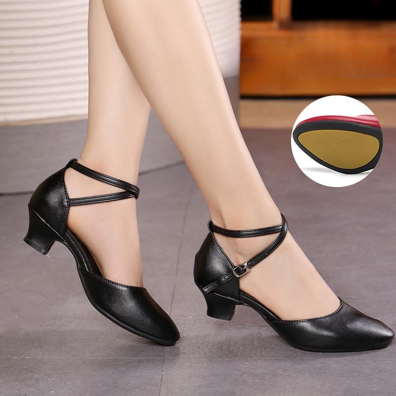 Ladies Sports Wide Full Rubber Sole Latin Dance Shoes Women Adults Mid-high Heels Soft Bottom Square Leather Dance Shoes Red