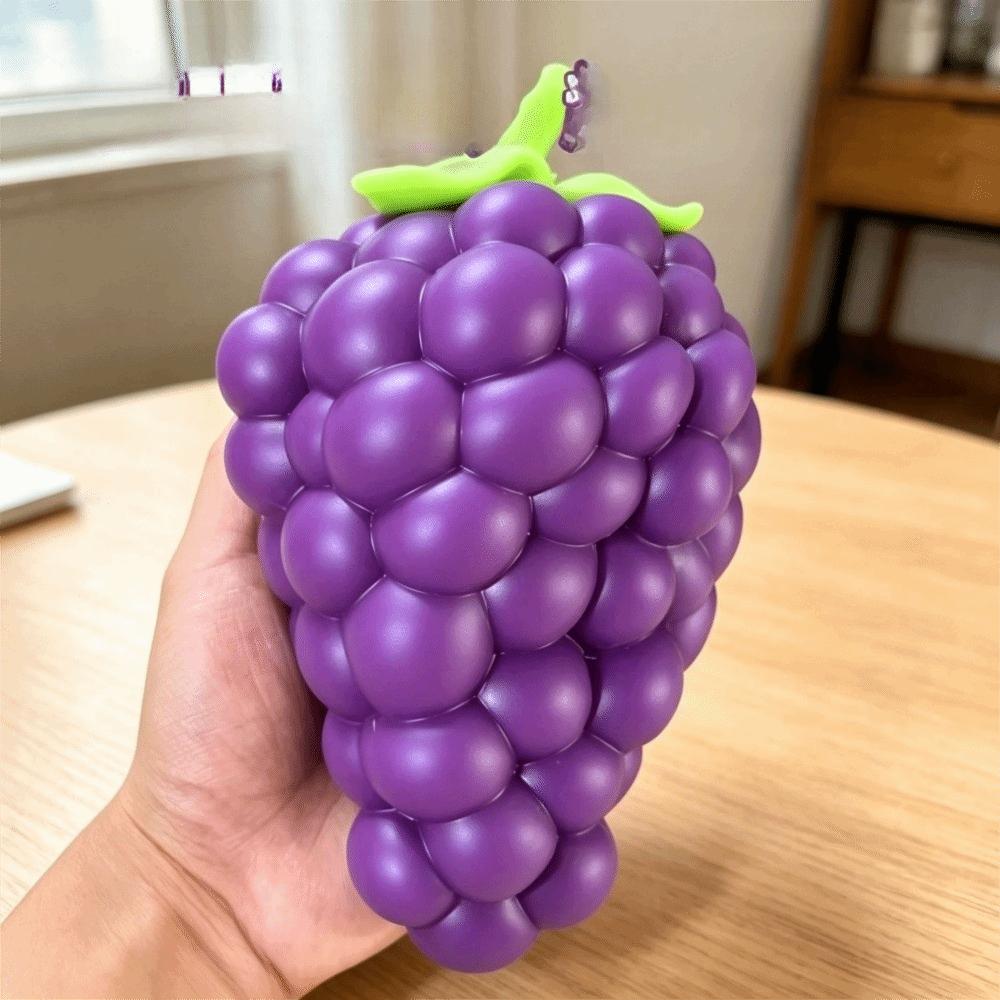 Soft Texture Slow Rebound Toy Strawberry Fruit Squeeze Toy Cute Novelty Squeeze Toy Children's Toy