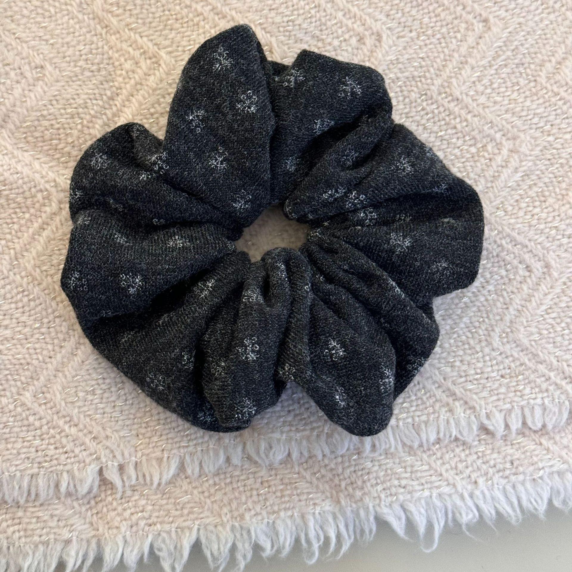 Маленькая вязаная резинка для волос в цветочек, резинка для волос в ретро-стиле, кожаная резинка для хвостика и резинка для волос серый