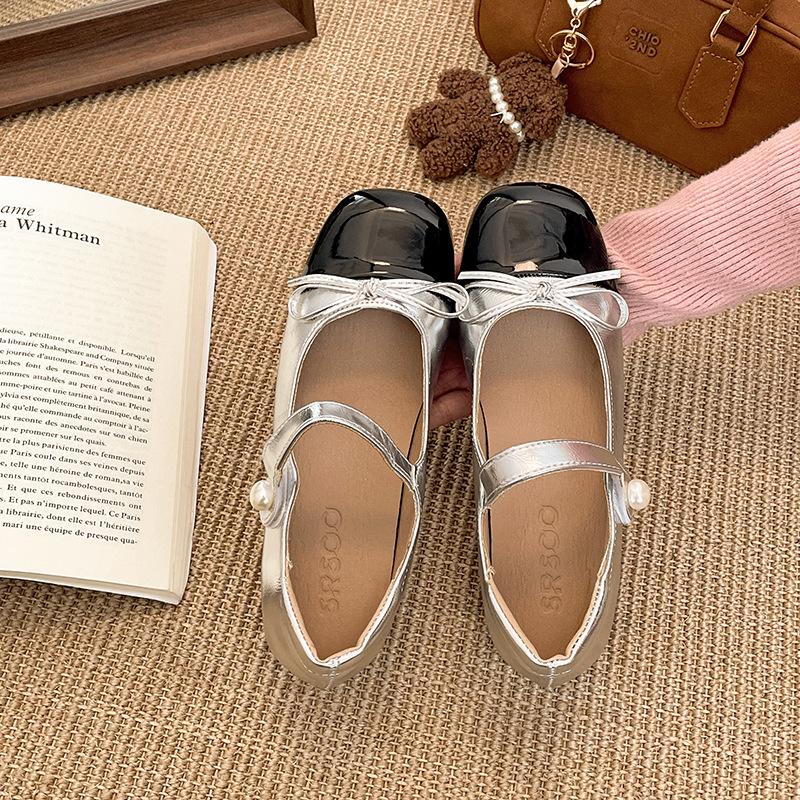 

Белые ретро туфли Мэри Джейн на толстом каблуке, женские, новые весенне-осенние туфли 2025 года, юбка, французские маленькие ароматные одинарные туфли 40