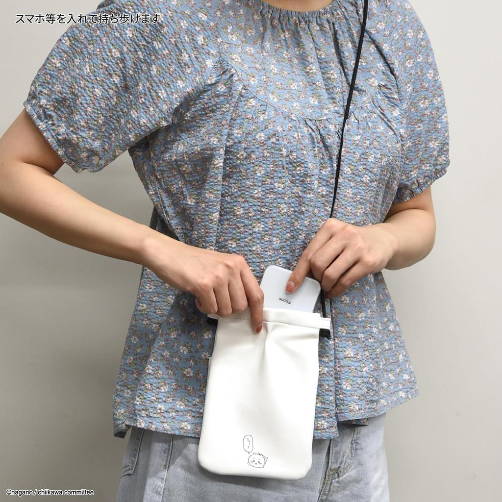 Gourmandies Chiikawa IIIIpocket Smartphone Pouch Chiikawa CK-16A
