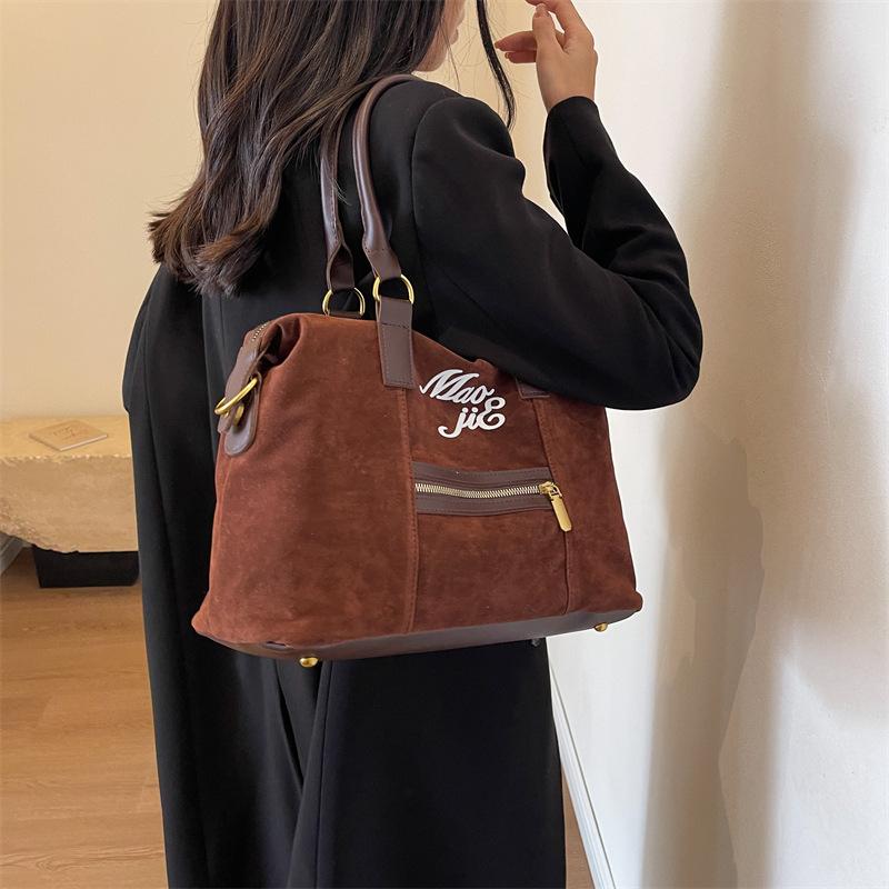 Maillard retro matowa torba tote damska 2025 jesień i zima nowa średniowieczna torba dojazdowa duża pojemność na ramię torba skośna