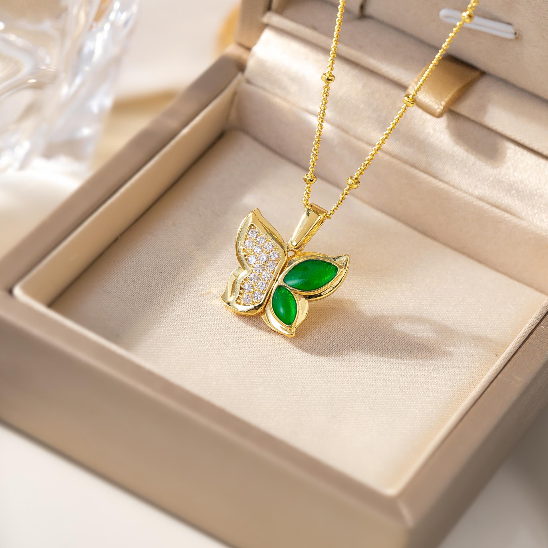 Elegant Butterfly Necklace with Colored Zirconia, Distinct Niche Design, Openable Clavicle Chain in Korean Style
