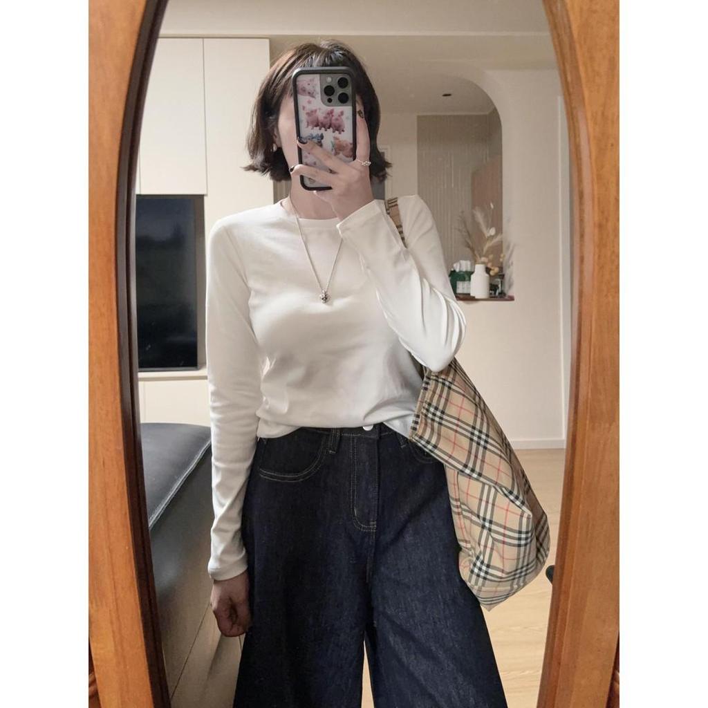 American Retro Long Sleeve Cropped T-shirt – Square Shoulder, Versatile Solid Color, Round Neck Slim Fit Base Layer for Women in Autumn.