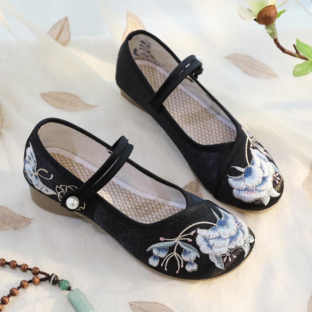 Bingning 2024 Retro Chinese Qipao Embroidered Cloth Shoes