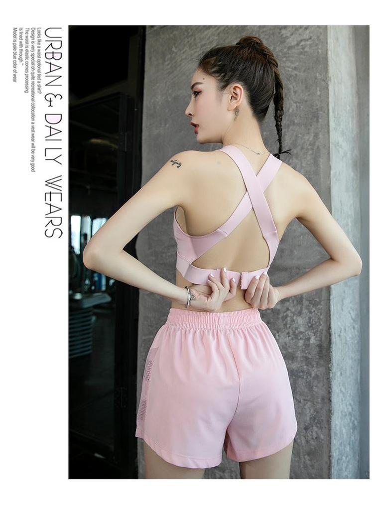 Women's High-End Fashion Yoga Suit: Loose, Quick-Drying Long Sleeve Running Sportswear for Fitness and Style.