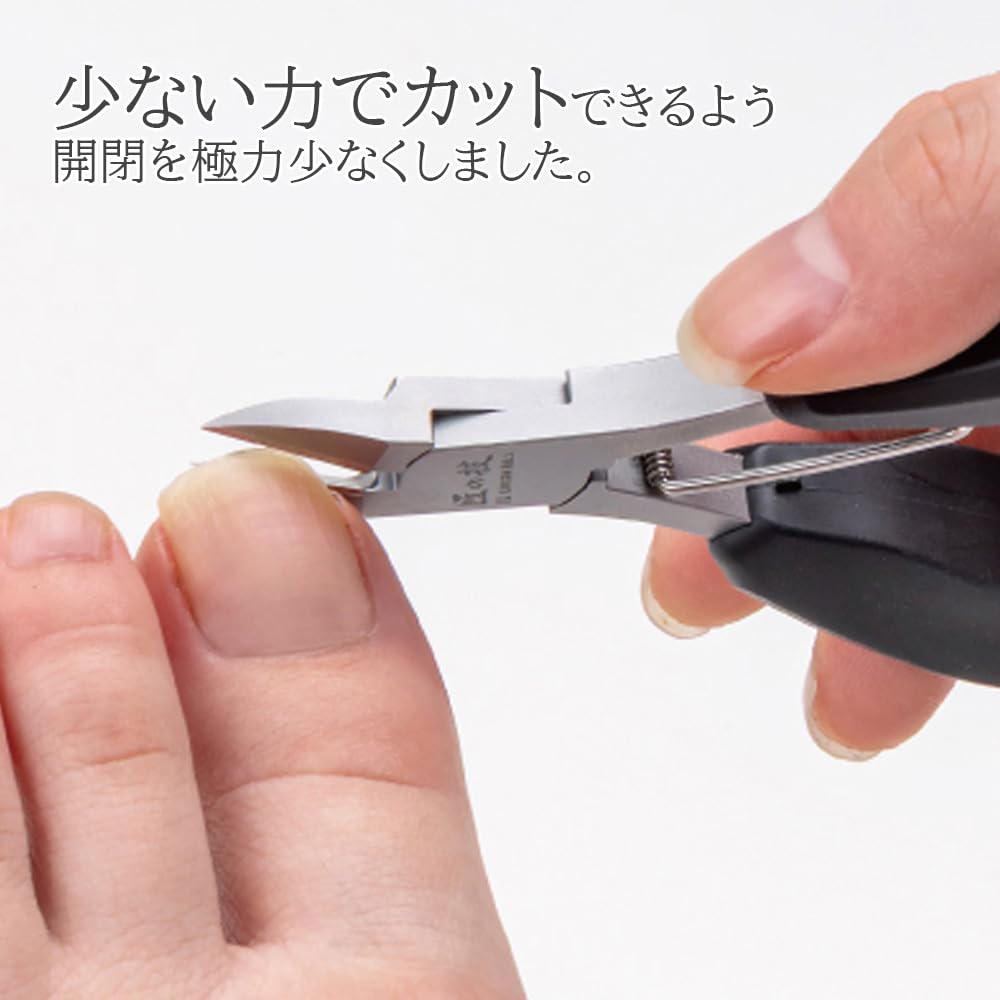nail clippers and nail file by Green made in Smooth opening and closing mechanism with a High-precision Bell, Japan. long-lasting spring. (GHE-10)