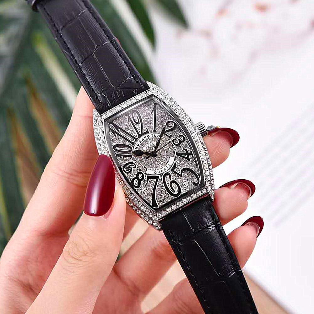 Voll Diamant Digitales Zifferblatt Mode Damen Armbanduhr Weinfass Lederarmband Studenten Trend Uhr