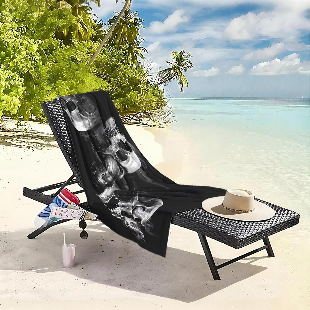 1pc Dark Skull Art with Smoke Effect 2D Printed Microfiber Beach Towel, quick dry super absorbent. Great for beach, pool