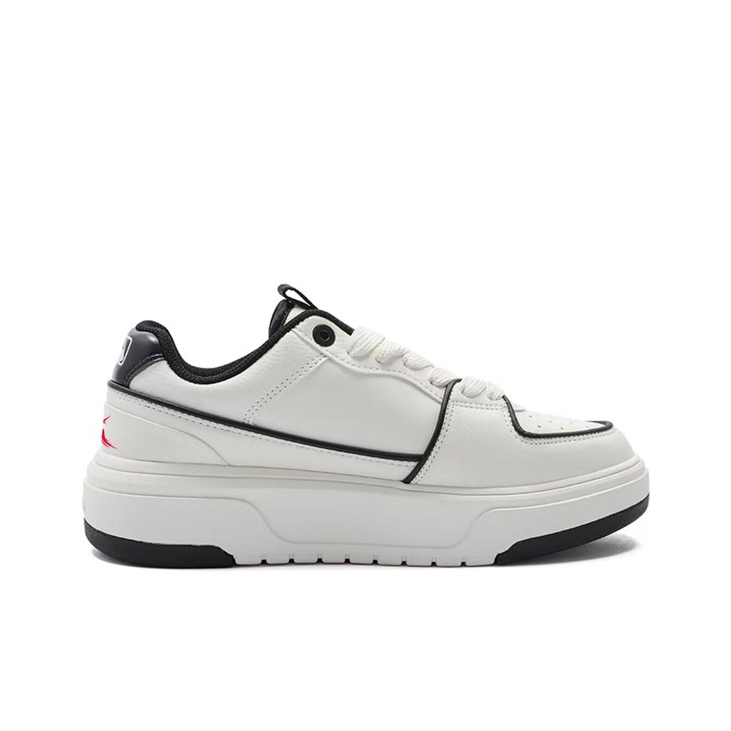 MLB Chunky Liner Abrasion Resistant Height Increasing Low top Skateboard Shoes Unisex White Red 3ASXCA12N-50WHS(team1487-M)