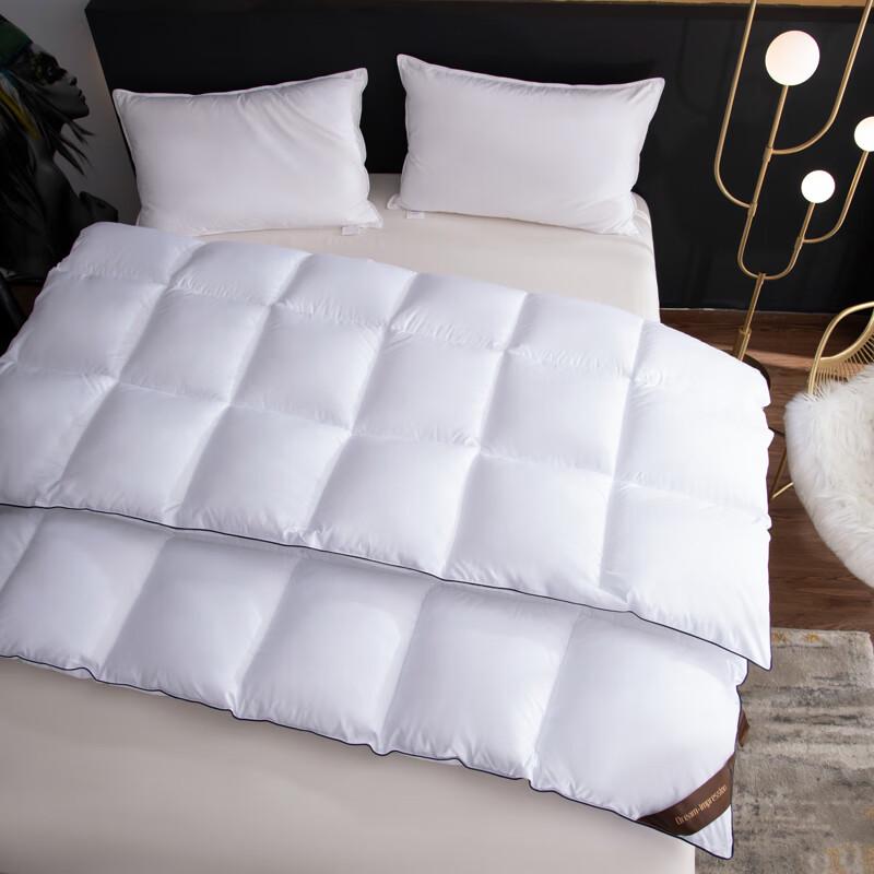 Jumeng Five-Star Hotel Winter Down Alternative Comforter