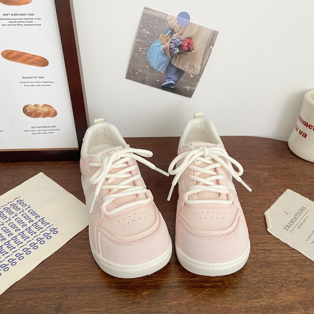 2025 Herbst neue vielseitige lässige Sport-Board-Schuhe Damen koreanische Version Nischendesign Plateau weiße Schuhe ins trendy