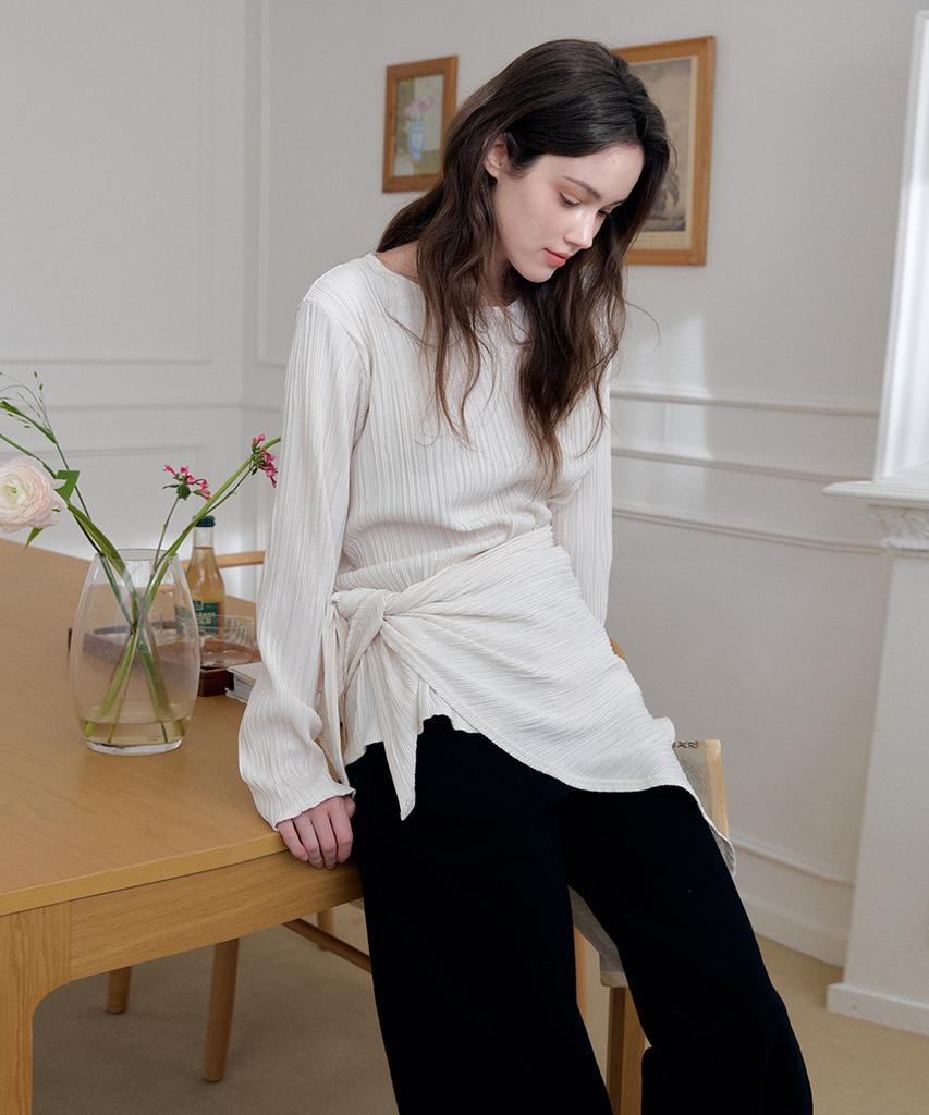Meojiaenminggeul Iconic Pleats Wrap Scarf Blouse T (Ivory)